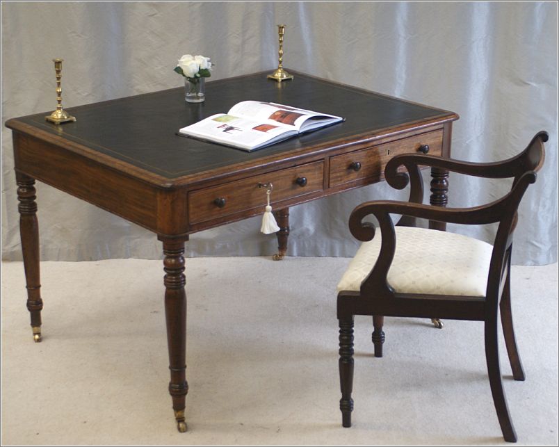 3039 Antique Georgian 4 Drawer Library Table
